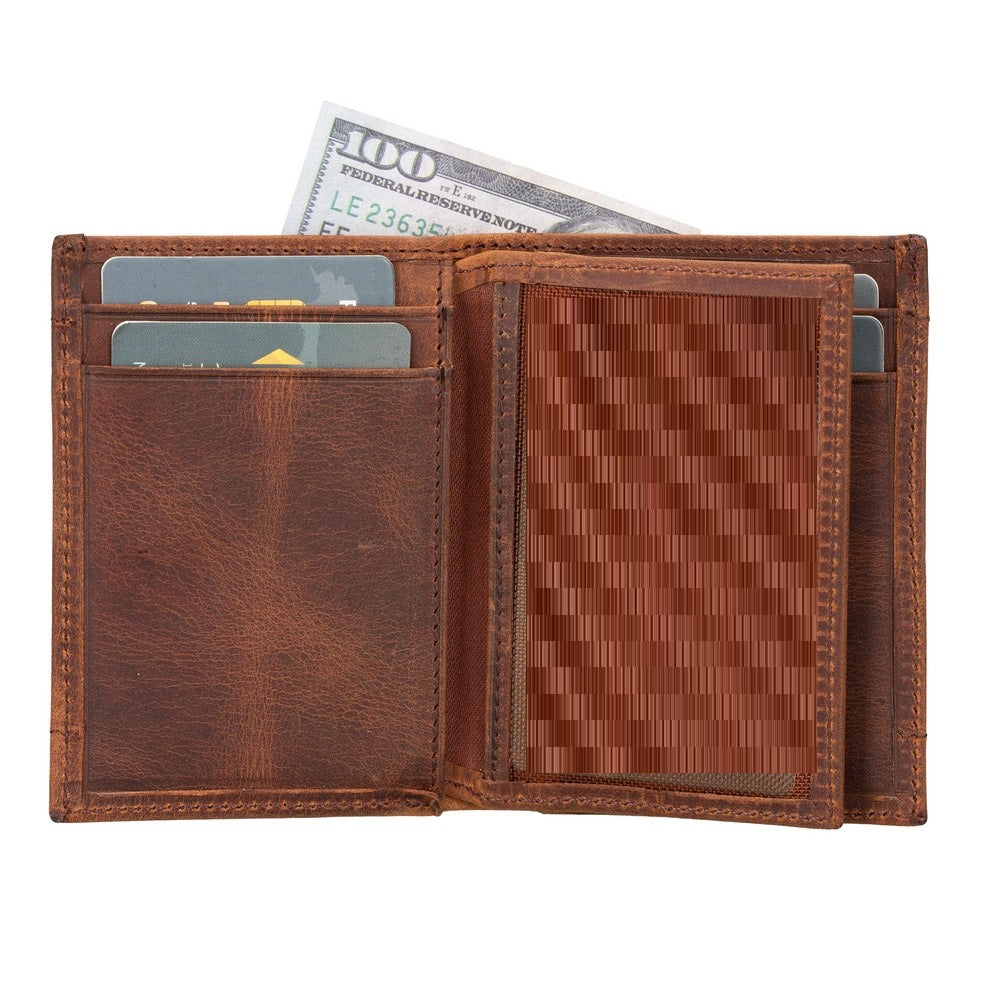 Airmakani Leather Card Holder With Airtag Slot
