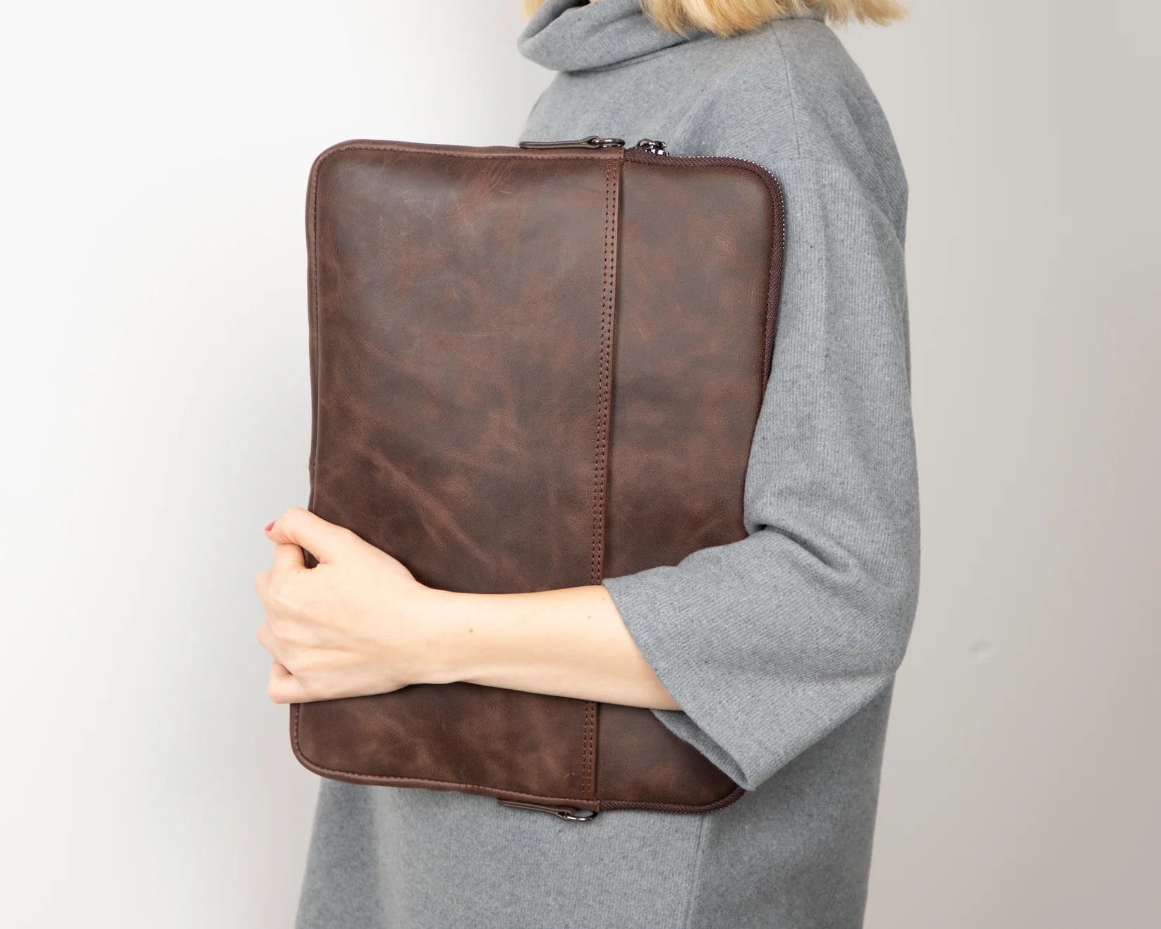 Awe Leather Tablet Laptop Macbook iPad Cover Sleeve Case