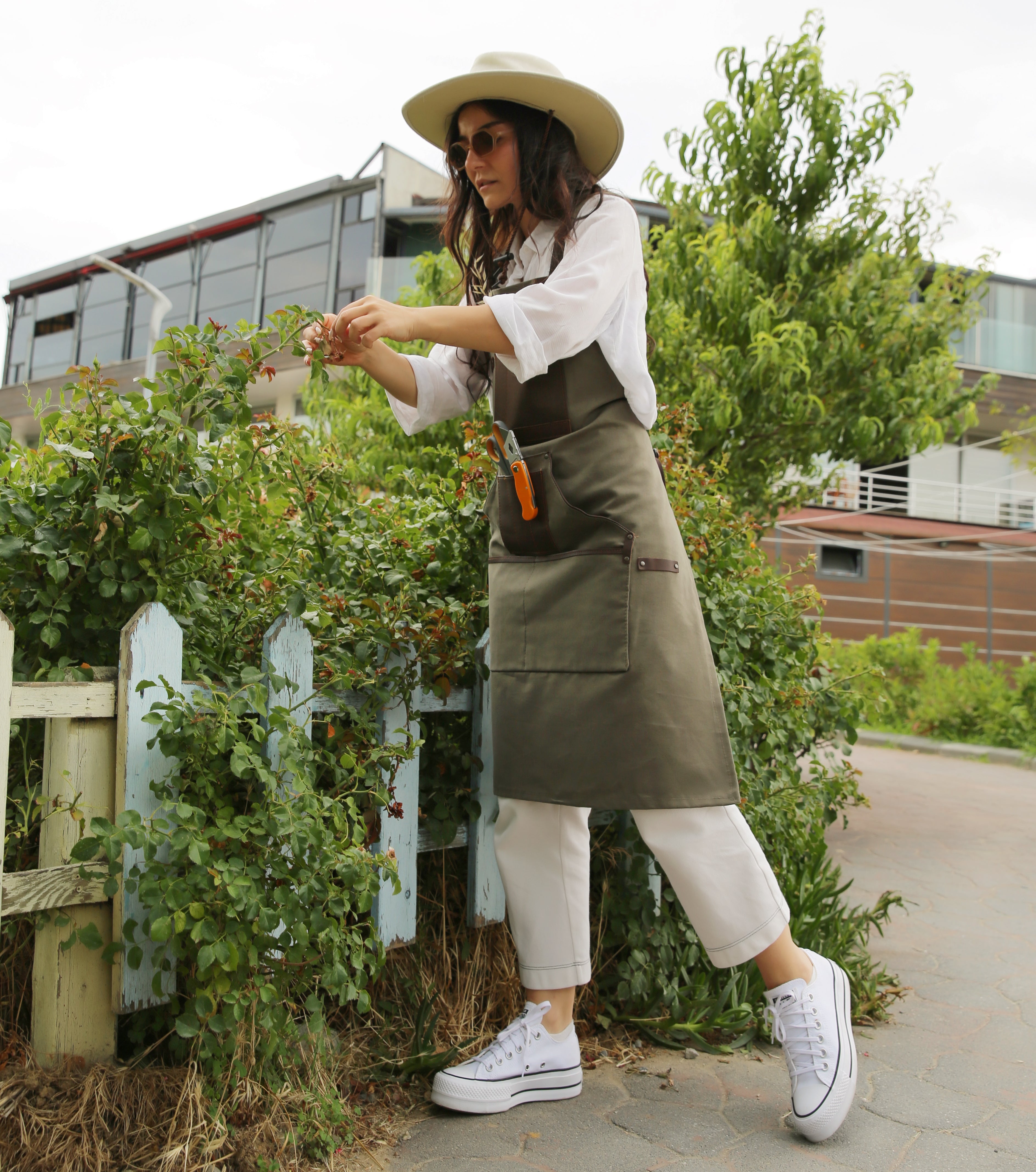 Handmade Canvas Apron with Adjustable Cross-Back Leather Strap (Khaki & Navy Blue)